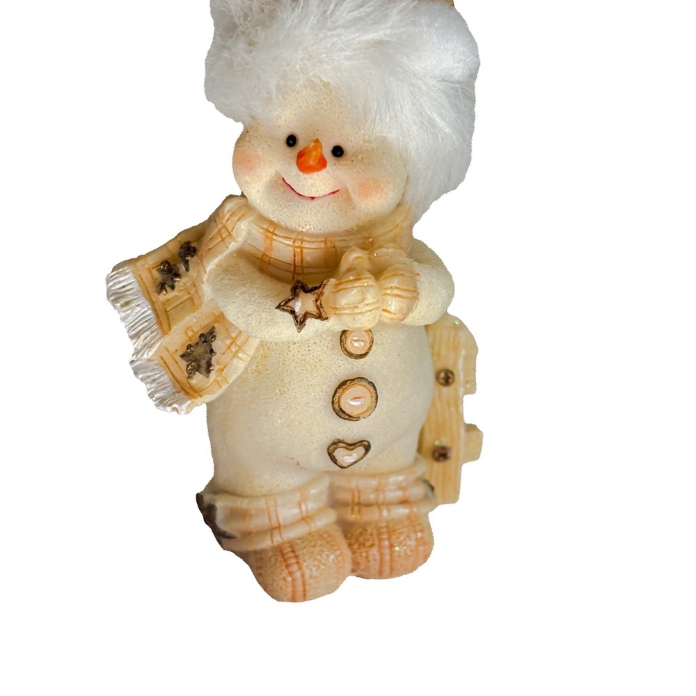 Cozy Neutral Snowman Figurine on Sled – Cream Christmas Decor